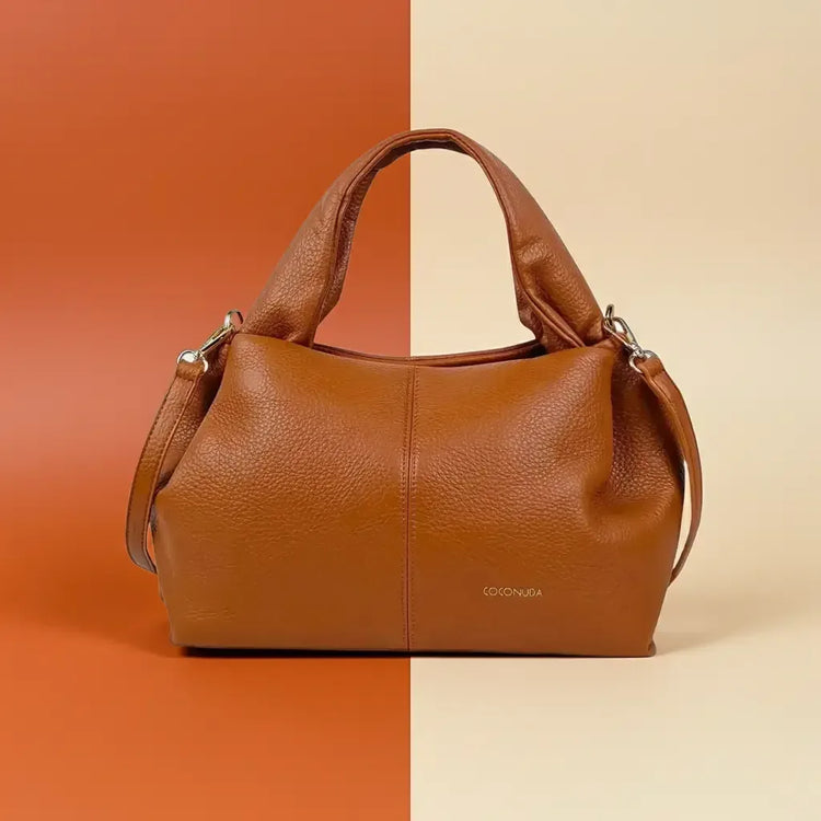 Borsa in pelle color tan con texture e manici doppi a tracolla dalla collezione Borsa alla moda