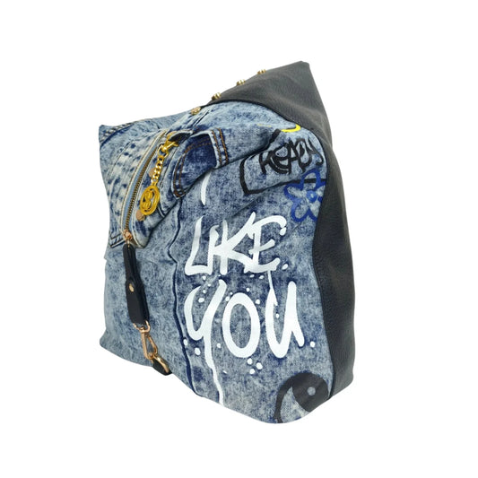 Zaino in denim upcycled e pelle vegana con graffiti - zaino texture